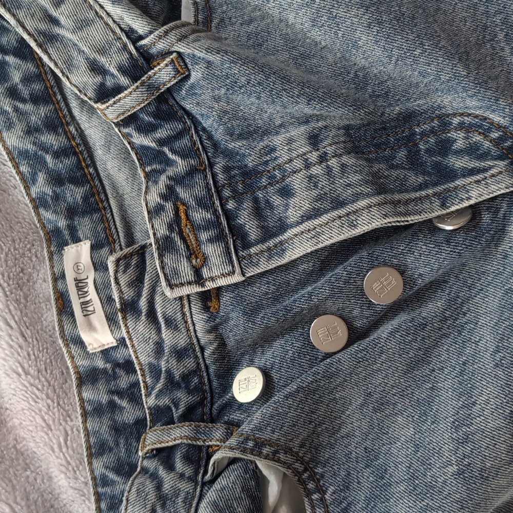 NEW 12th Tribe Dylan Asymmetrical Light Jeans - Picture 5 of 9
